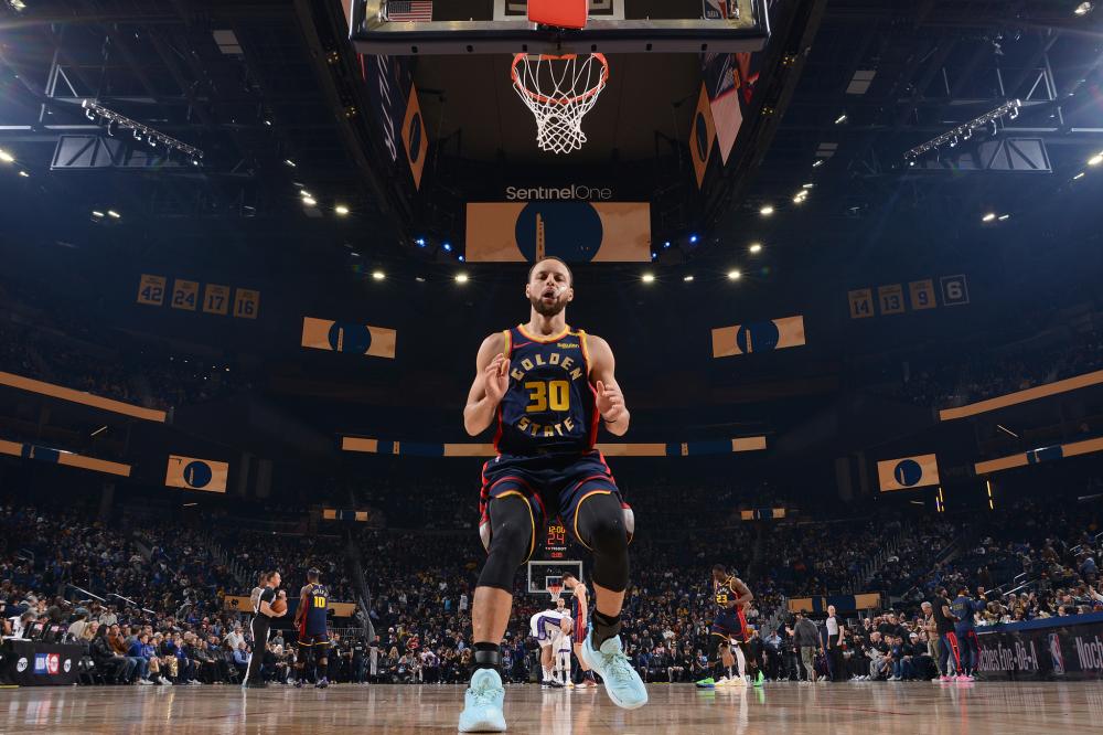 拉塞尔与曾 拉塞尔与曾