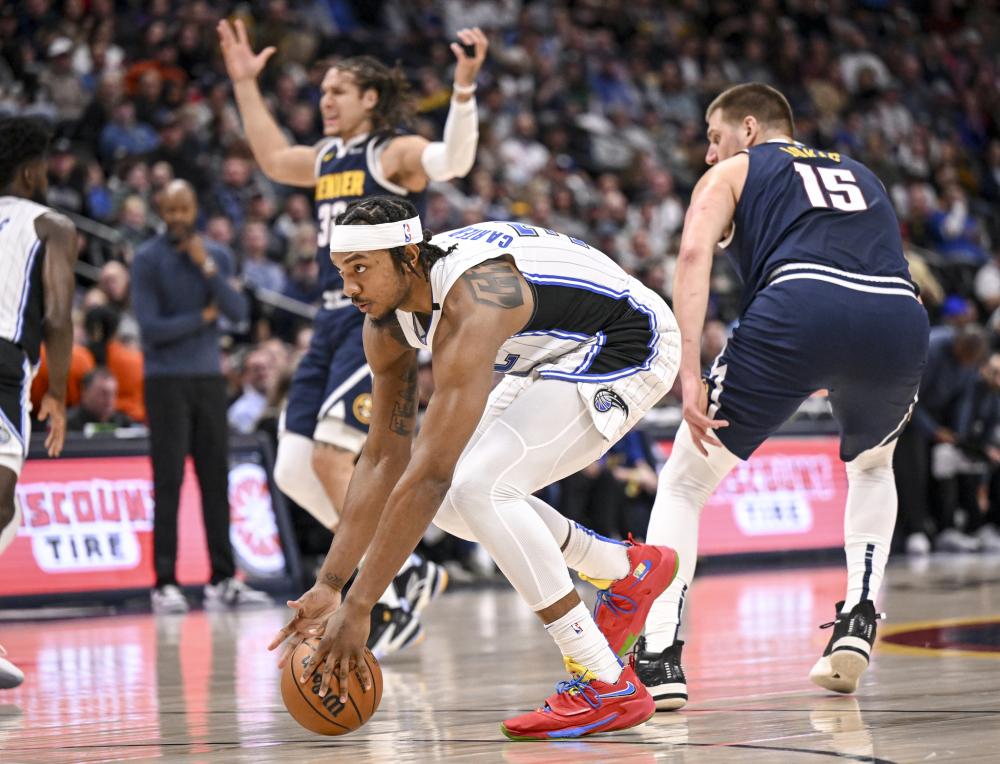 她凭借高超 她凭借高超