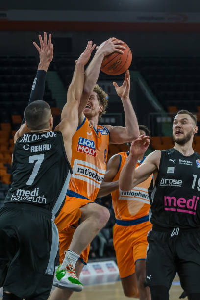 中的关键角 中的关键角